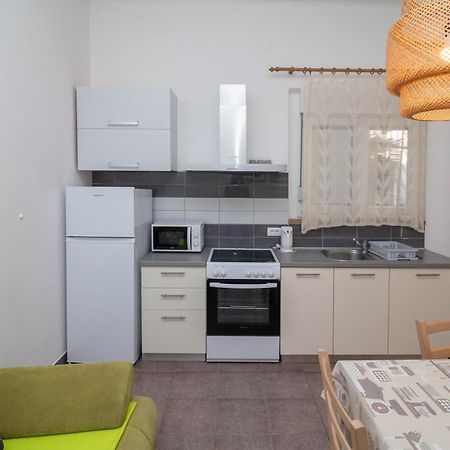 Apartman Ema Zara Esterno foto