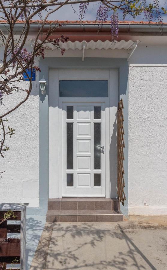 Apartman Ema Zara Esterno foto