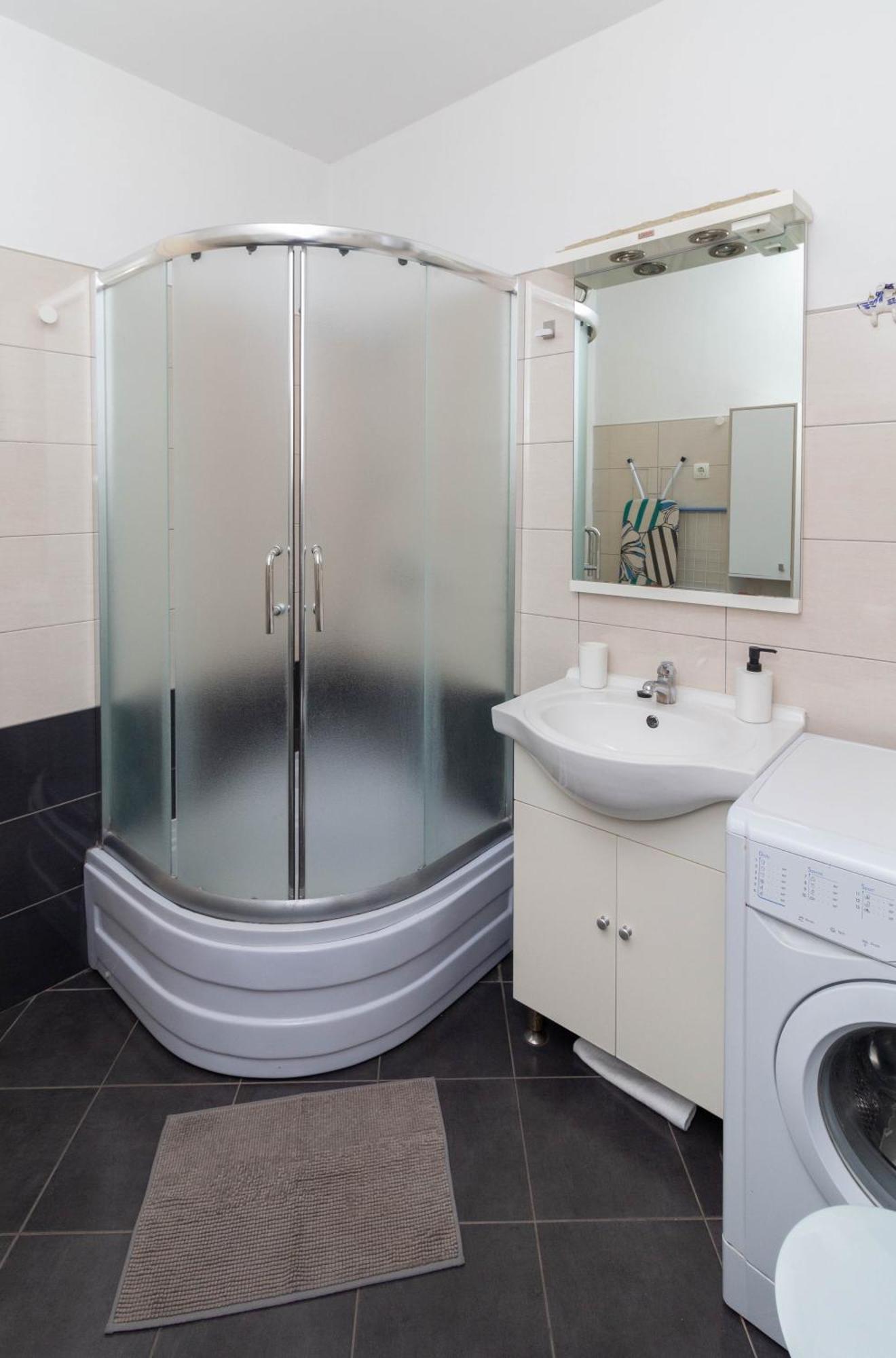 Apartman Ema Zara Esterno foto