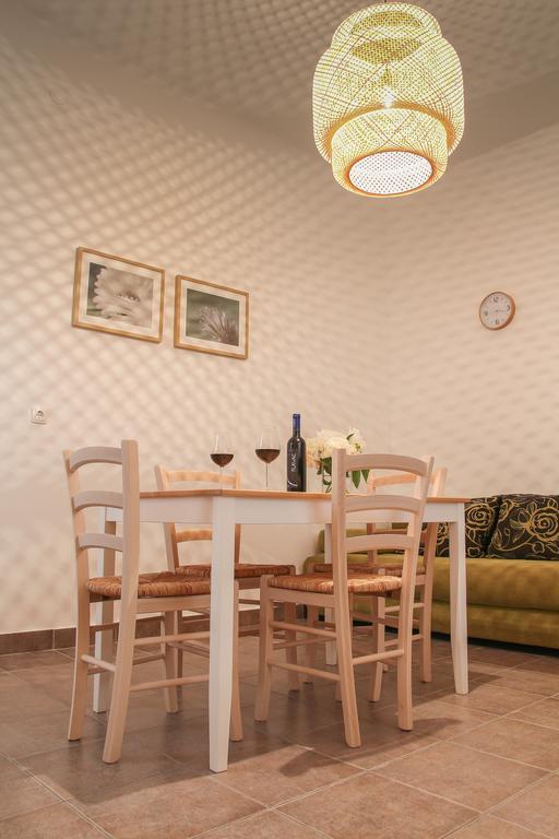 Apartman Ema Zara Esterno foto