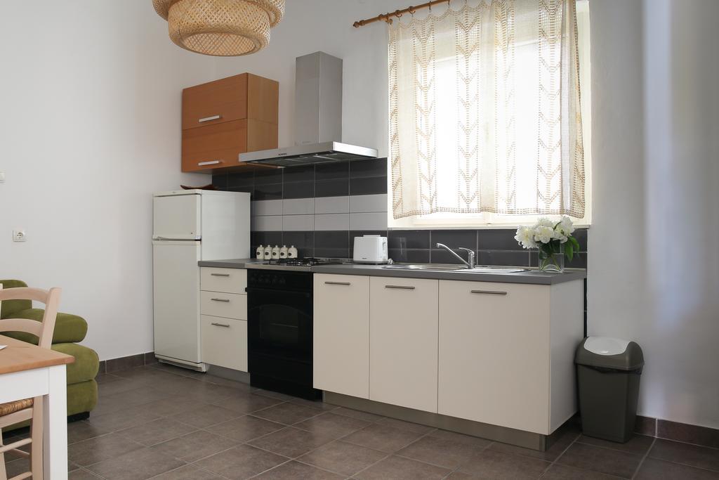 Appartamento Apartman Ema Zara Esterno foto